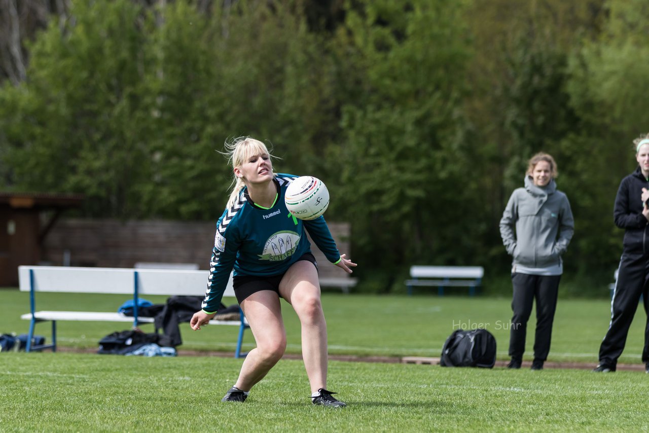 Bild 157 - Faustball Frauen Wiemersdorf